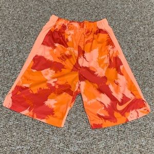 Nike shorts YL